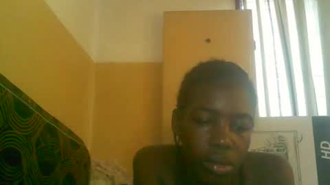 Snapshot of prettyzuzu chatting on October 24, 6:42 am prettyzuzu online show from October 24, 6:42 am