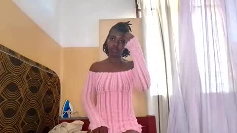 Snapshot of prettyzuzu chatting on October 1, 10:09 am prettyzuzu online show from October 1, 10:09 am