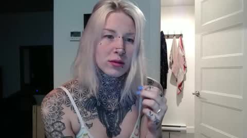 Snapshot of princess6912 chatting on January 28, 7:32 am princess69 online show from January 28, 7:32 am