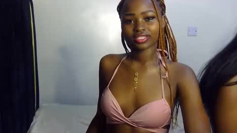 Snapshot of princess_bee1 chatting on October 22, 7:41 pm princess online show from October 22, 7:41 pm