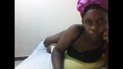 Snapshot of princess_cutie chatting on October 8, 7:13 am princess online show from October 8, 7:13 am