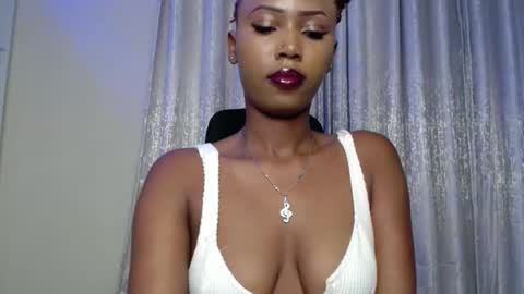 princess_princessa online show from December 6, 12:12 am