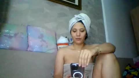 PrincessYara online show from November 12, 7:45 pm