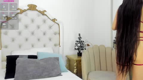 Snapshot of princsgirl_ chatting on December 29, 7:11 pm Marcela online show from December 29, 7:11 pm