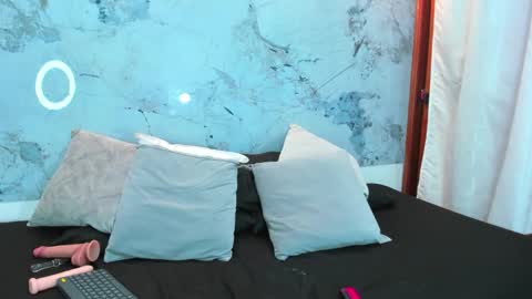 Priscila  online show from November 27, 9:50 pm