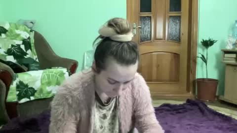 Snapshot of proud_sweet_21 chatting on October 19, 10:56 pm proud sweet 21 online show from October 19, 10:56 pm