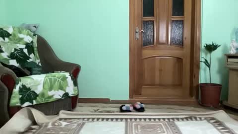 Snapshot of proud_sweet_21 chatting on October 16, 10:12 pm proud sweet 21 online show from October 16, 10:12 pm