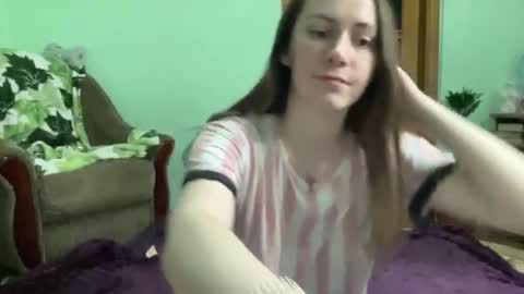 Snapshot of proud_sweet_21 chatting on October 1, 11:09 pm proud sweet 21 online show from October 1, 11:09 pm