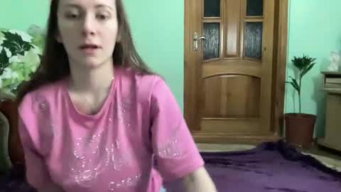 Snapshot of proud_sweet_21 chatting on September 29, 10:48 pm proud sweet 21 online show from September 29, 10:48 pm