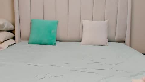 proudafricaka online show from April 20, 1:52 am