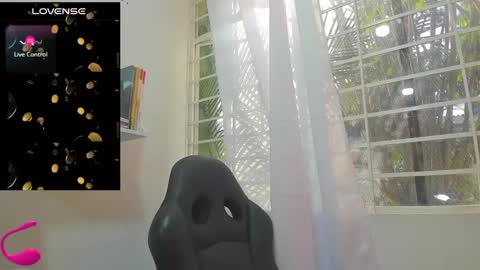 Snapshot of psique_naughty2 chatting on January 29, 12:13 pm psique_naughty2 online show from January 29, 12:13 pm