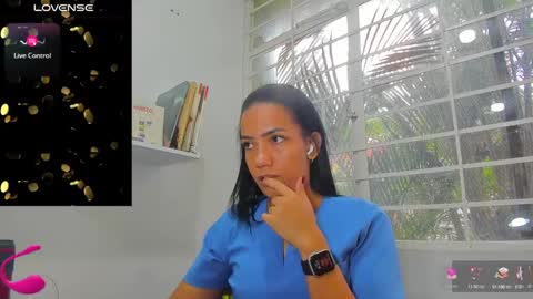 Snapshot of psique_naughty2 chatting on March 6, 1:57 pm psique_naughty2 online show from March 6, 1:57 pm