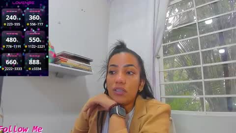 Snapshot of psique_naughty2 chatting on October 9, 7:18 pm psique_naughty2 online show from October 9, 7:18 pm