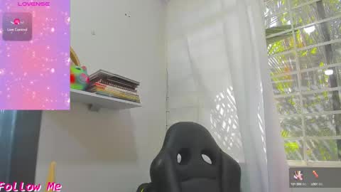 Snapshot of psique_naughty2 chatting on October 1, 1:49 pm psique_naughty2 online show from October 1, 1:49 pm