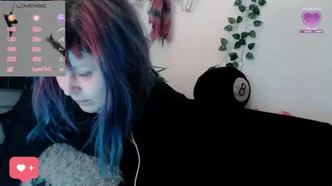 Snapshot of psychobitch69 chatting on October 30, 9:27 pm OlivePsy online show from October 30, 9:27 pm