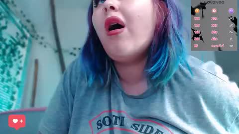 Snapshot of psychobitch69 chatting on September 17, 8:01 am OlivePsy online show from September 17, 8:01 am