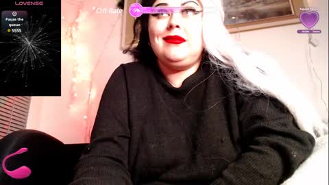Snapshot of psychobitch69 chatting on January 12, 7:31 pm OlivePsy online show from January 12, 7:31 pm