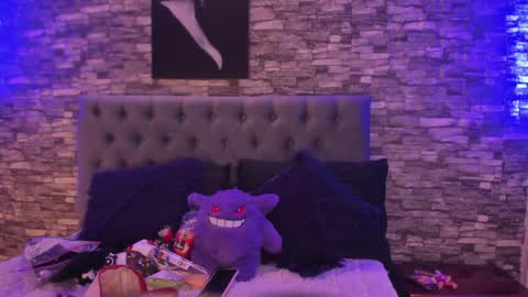 psycodoll online show from April 21, 2:02 pm