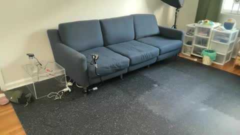 publicuniversalpussy online show from January 11, 6:24 pm