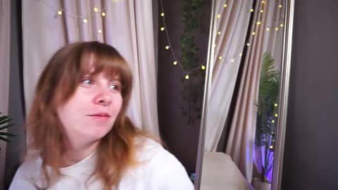 Snapshot of pure_dirt chatting on October 19, 5:53 am constant schedule Wednesday Friday Saturday Sunday The Rosemarie online show from October 19, 5:53 am