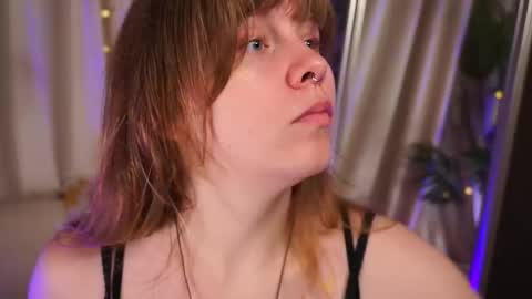 Snapshot of pure_dirt chatting on October 7, 5:34 am constant schedule Wednesday Friday Saturday Sunday The Rosemarie online show from October 7, 5:34 am