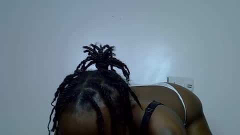 pure_seductive online show from May 27, 10:56 am