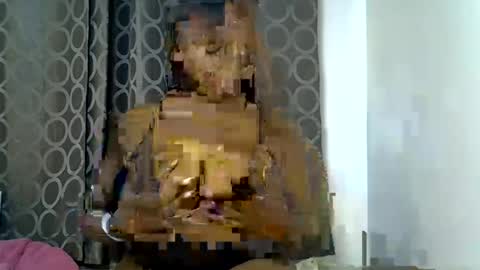pure_seductive online show from July 6, 10:45 pm