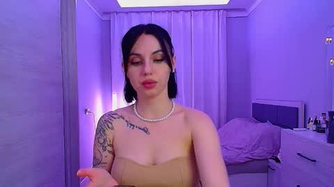 Julia online show from January 11, 4:12 pm