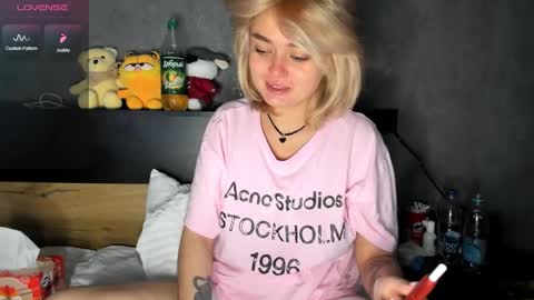 Snapshot of purebeautie chatting on September 20, 4:16 pm Katty online show from September 20, 4:16 pm