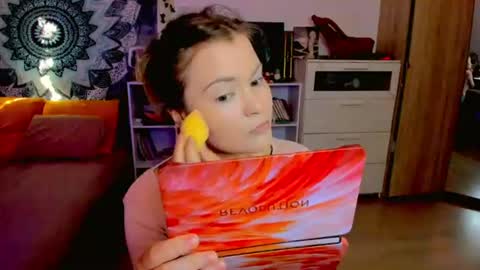 Miss Hanna online show from July 13, 3:57 pm