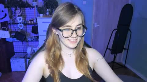 I am Mila online show from October 23, 8:09 am