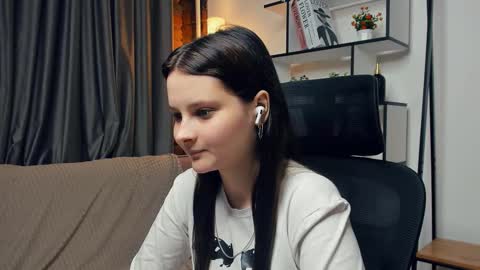 puremelody online show from October 8, 9:52 pm