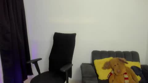 MEGANNNN online show from February 11, 7:59 pm