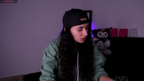 Alynn online show from July 22, 2:23 am