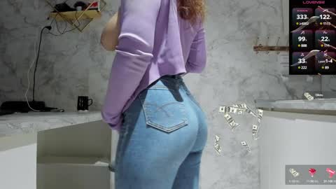 Snapshot of pussysweet9 chatting on January 7, 8:31 pm Love online show from January 7, 8:31 pm