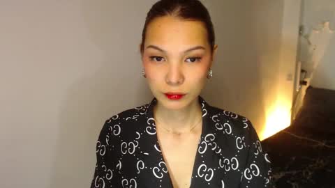 Snapshot of pussywetandwild chatting on February 2, 1:08 pm LHARA online show from February 2, 1:08 pm