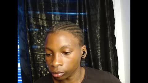 Snapshot of pussyxxjuice chatting on October 4, 4:33 pm pussyxxjuice online show from October 4, 4:33 pm