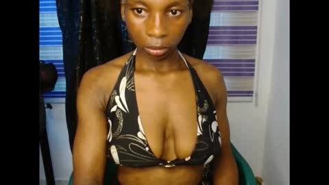 Snapshot of pussyxxjuice chatting on October 18, 4:21 pm pussyxxjuice online show from October 18, 4:21 pm