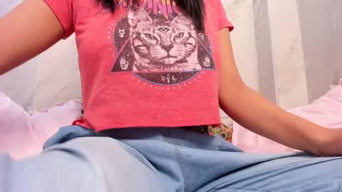 Snapshot of pvssi_ chatting on December 16, 4:05 pm Sophy online show from December 16, 4:05 pm