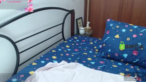 Abigail aby online show from December 9, 10:43 am