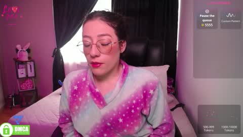 Snapshot of qadesh_boix chatting on September 14, 7:01 pm qadesh_boix online show from September 14, 7:01 pm
