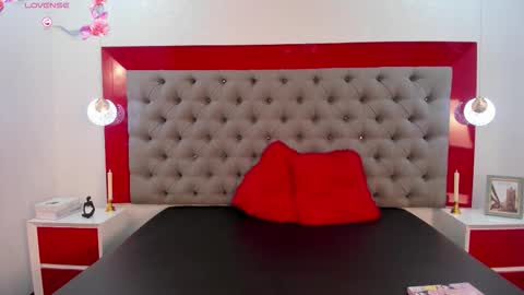 Snapshot of qeen_blackk chatting on September 11, 12:11 am Shekoni Schedule 700 - 1400 gtm-5 online show from September 11, 12:11 am