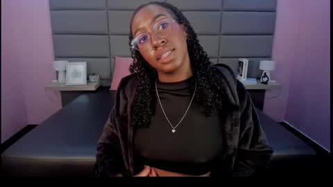 Snapshot of qeen_blackk chatting on October 28, 8:57 pm Shekoni Schedule 700 - 1400 gtm-5 online show from October 28, 8:57 pm