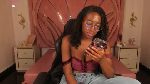 Snapshot of qeen_blackk chatting on September 12, 8:38 pm Shekoni Schedule 700 - 1400 gtm-5 online show from September 12, 8:38 pm