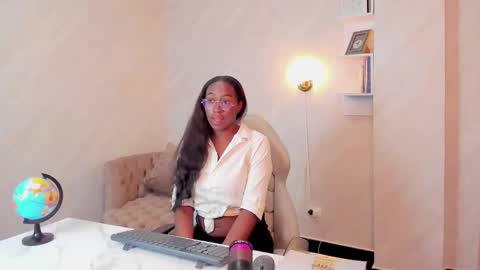 Snapshot of qeen_blackk chatting on March 7, 1:07 pm Shekoni Schedule 700 - 1400 gtm-5 online show from March 7, 1:07 pm