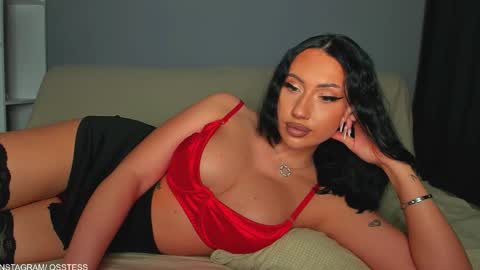 Snapshot of qsstess chatting on October 15, 11:51 pm Ana online show from October 15, 11:51 pm