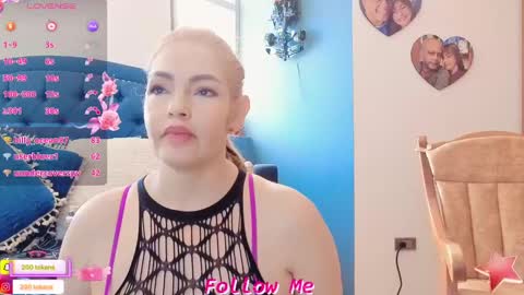 Queen And King online show from January 15, 1:41 pm