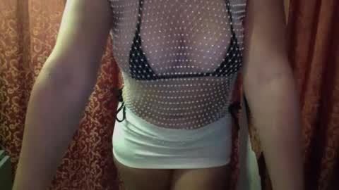 Snapshot of queen_420 chatting on January 20, 3:59 am queen_420 online show from January 20, 3:59 am