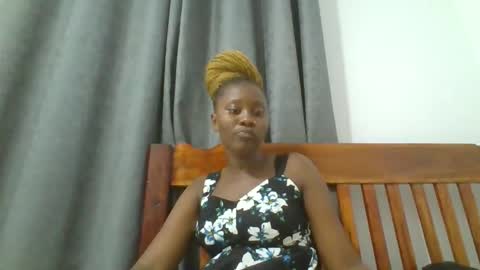 Snapshot of queen_diveer chatting on September 21, 6:06 pm queen_diveer online show from September 21, 6:06 pm