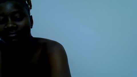 Snapshot of queen_diveer chatting on September 17, 5:16 am queen_diveer online show from September 17, 5:16 am